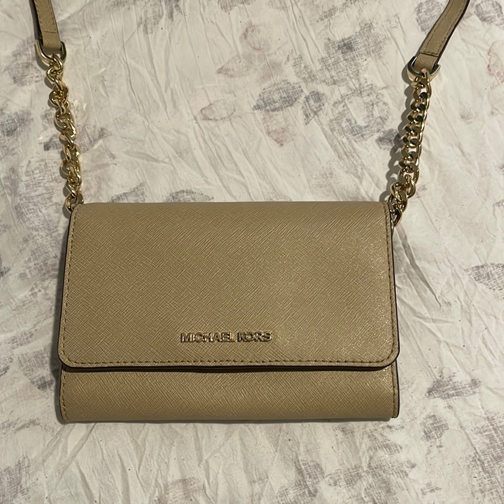 Light brown bag